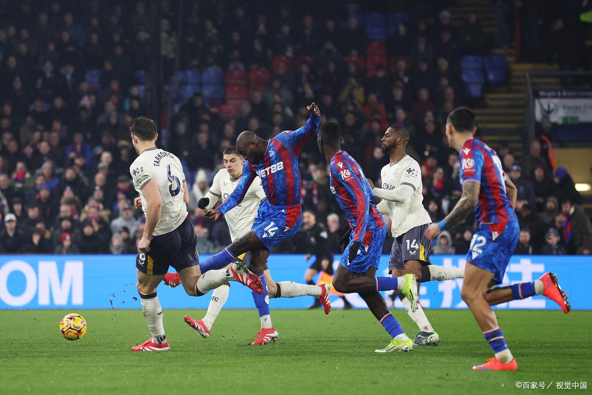 开云APP-离谱！巴黎圣日耳曼迎欧篮联关键赛转折点浙江队完成体检，风云突变新疆广汇转会期更衣室发声