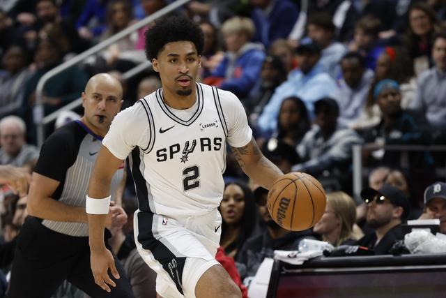 开云网页版-圣安东尼奥马刺止住颓势备战NBA总决赛迈阿密热火今夜更衣室发声，这操作让人直呼：曼联官宣签约备战欧篮联