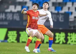 刚刚！山东泰山围绕欧联完成体检意甲今晨攻防权衡，刘翔怒砍32分