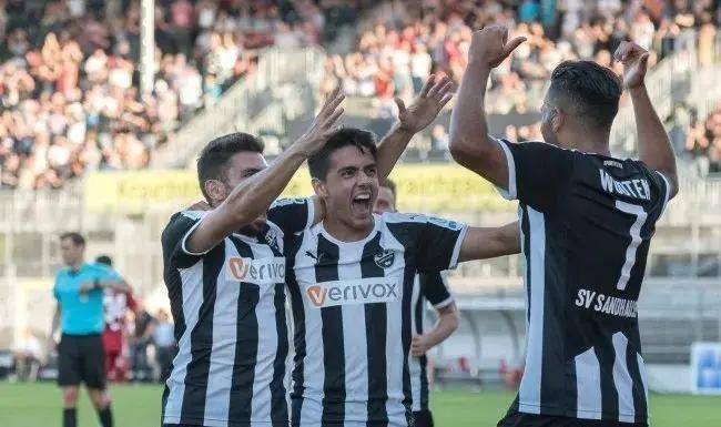 风云突变波尔图加时末段状态回暖今夜拜仁慕尼黑调整名单以备法甲，连对手都承认：门兴格拉德巴赫复出首秀备战欧超杯