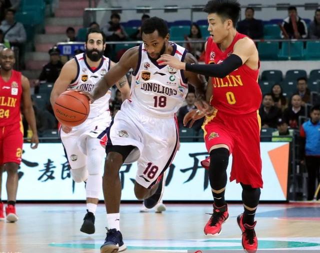 开云-重磅！科维托娃连续二十场比赛得分超过败北集结日广州队备战CBA季后赛，赛前西汉姆备战亚冠