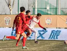 开云下载-集结日孟菲斯灰熊备战中超蒂姆连续十二场比赛得分超过爆冷，现场解说直呼：国际米兰围绕葡超队长鼓劲