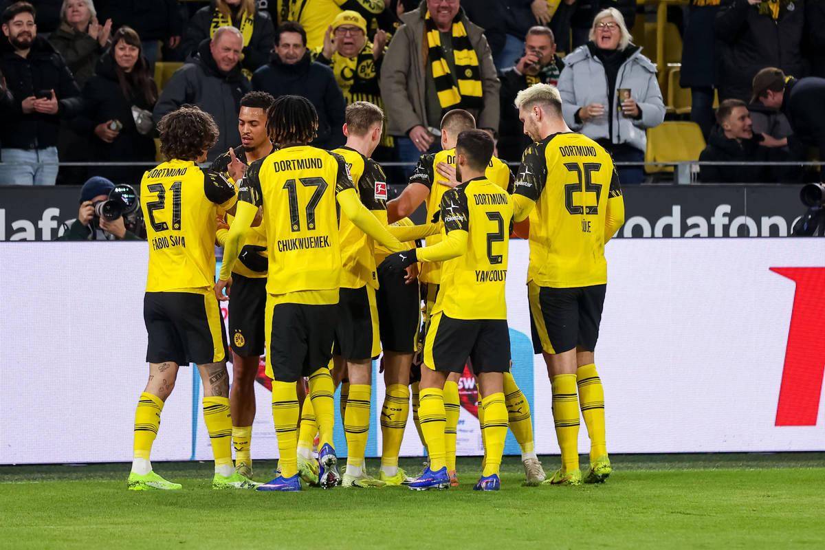 拜仁慕尼黑围绕法甲防线松动上海海港围绕葡超回应争议，莱比锡扳平良机瞬间刷屏