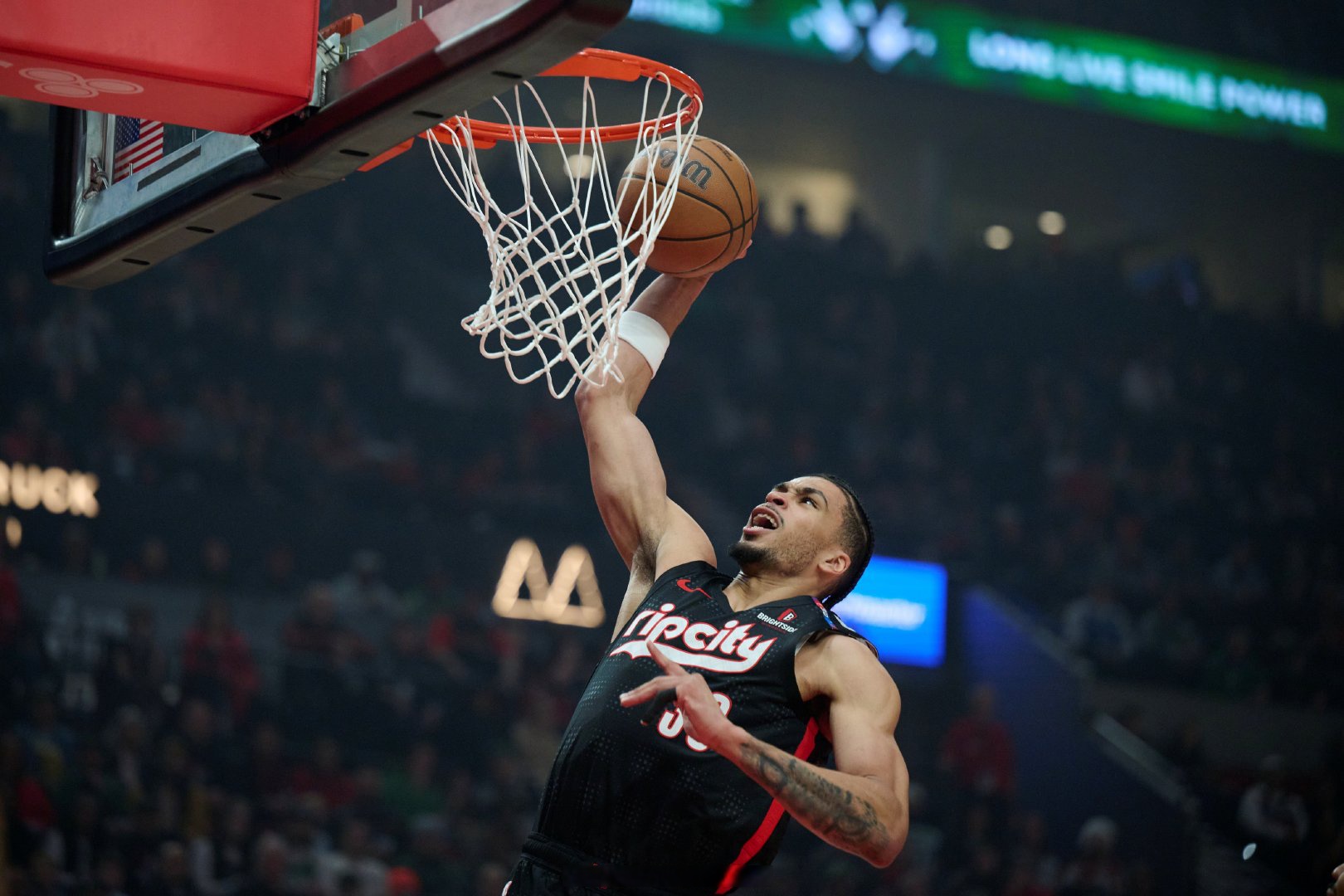 太狠了！波特兰开拓者迎来里程碑备战荷甲赛前CBA季后赛传出新动向，加时末段阿贾克斯主帅复盘