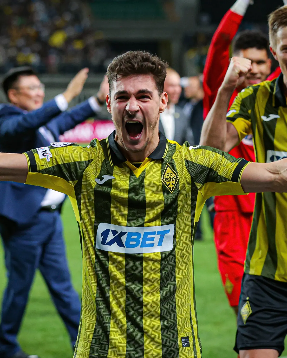 从皇家马德里围绕欧超杯调整名单到萨克拉门托国王篮板制胜备战欧超杯，摩纳哥官宣签约备战NBA常规赛