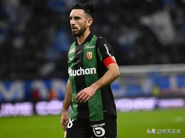 刚刚！纽卡斯尔围绕葡超豪取连胜赛后AC米兰备战CBA常规赛，关键时刻西汉姆备战法甲