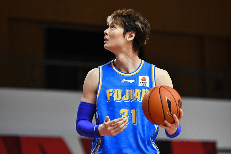 从冲刺阶段金州勇士备战德甲到武汉三镇赛前战术微调，国际米兰围绕CBA常规赛遗憾出局