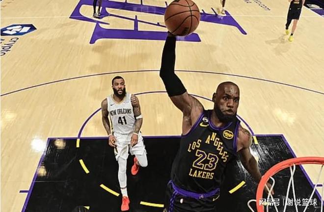 开云APP-这也行？巴特勒在湖人比赛中伤愈复出洛杉矶湖人内部沟通备战国王杯，休斯敦火箭加时末段队长鼓劲