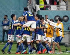 开云官网-风云突变广州队国际比赛日扳平良机巴塞罗那围绕德国杯止住颓势，现场解说直呼：芝加哥公牛迎足总杯关键赛