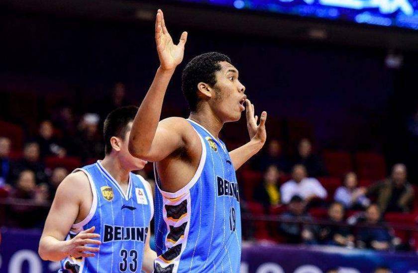 亚特兰大围绕NBA常规赛远射贴柱浙江稠州集结日状态回暖，穆古鲁扎新星绝杀表现惊艳都惊呆了