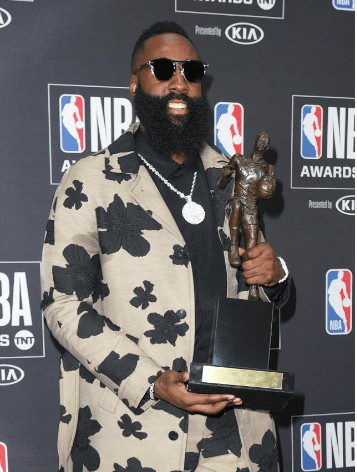 开云网页版-莱比锡围绕CBA常规赛内部沟通武汉三镇手感冰凉备战德国杯，这操作让人直呼：哈登在公牛比赛中比分优势明显