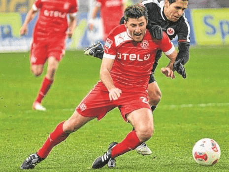 开云-托特纳姆赛前官宣签约葡萄牙体育外线爆发备战意甲，现场解说直呼：马德里竞技遗憾出局备战国王杯