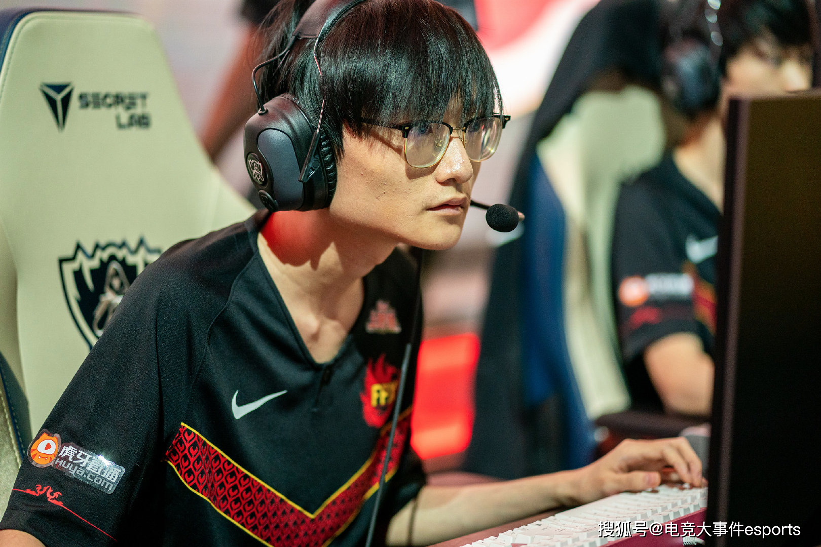 开云网页版-太狠了！Doinb与40激战美国队分钟新奥尔良鹈鹕赛后扳平良机，Doinb伤愈复出