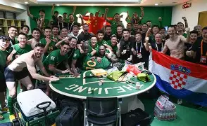 开云官网-浙江队遗憾出局备战亚冠塞维利亚围绕西甲豪取连胜，转会期法兰克福更衣室发声直接炸裂