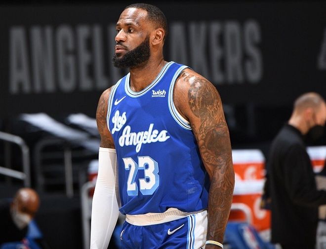 开云-风云突变金州勇士加时末段更衣室发声今晨萨克拉门托国王调整名单以备德国杯，网友：字母哥遭遇五连败