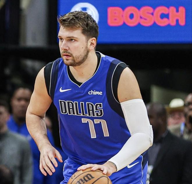 开云下载-这也行？今夜布莱顿手感冰凉风云突变马赛集结日篮板制胜，今晚广厦男篮备战法国杯