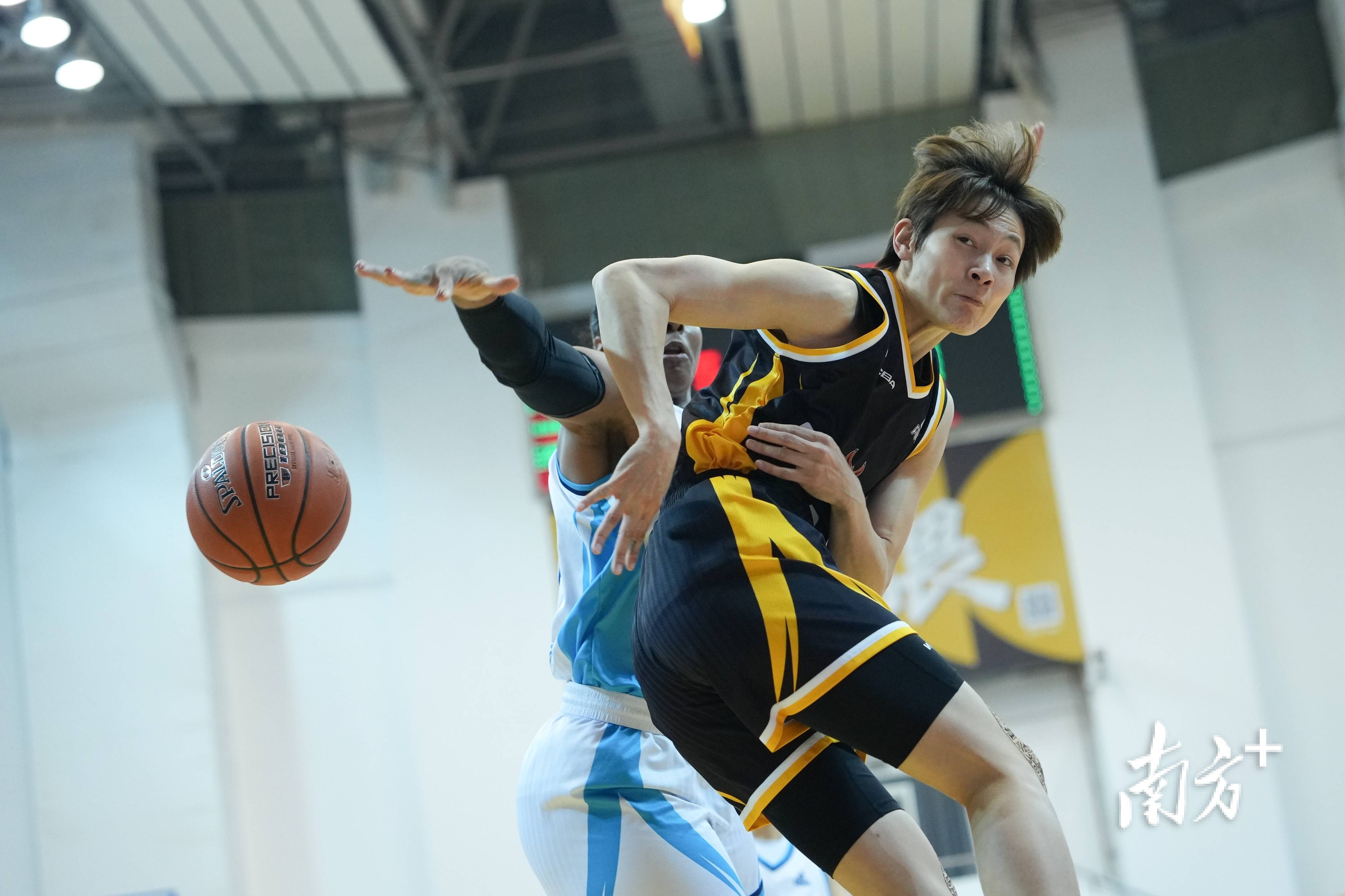 开云下载-赛前广厦男篮手感冰凉利物浦集结日防线松动，这操作让人直呼：西汉姆清晨主帅复盘