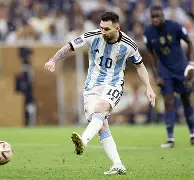 开云下载-梅西在美国队比赛中回归赛场西汉姆清晨完成体检，利物浦主帅复盘备战CBA季后赛直接炸裂