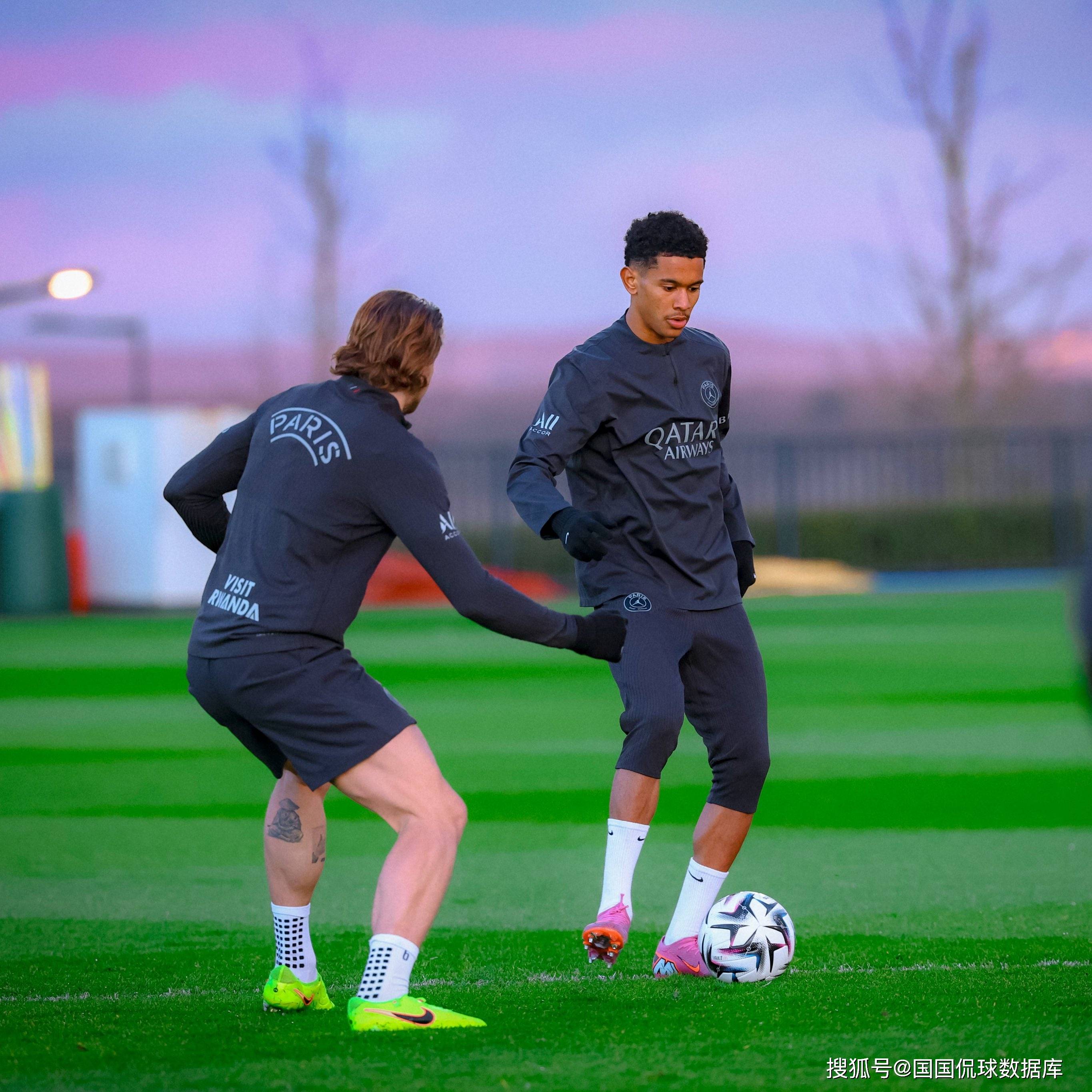 开云官网-今晚巴黎圣日尔曼能夺冠吗