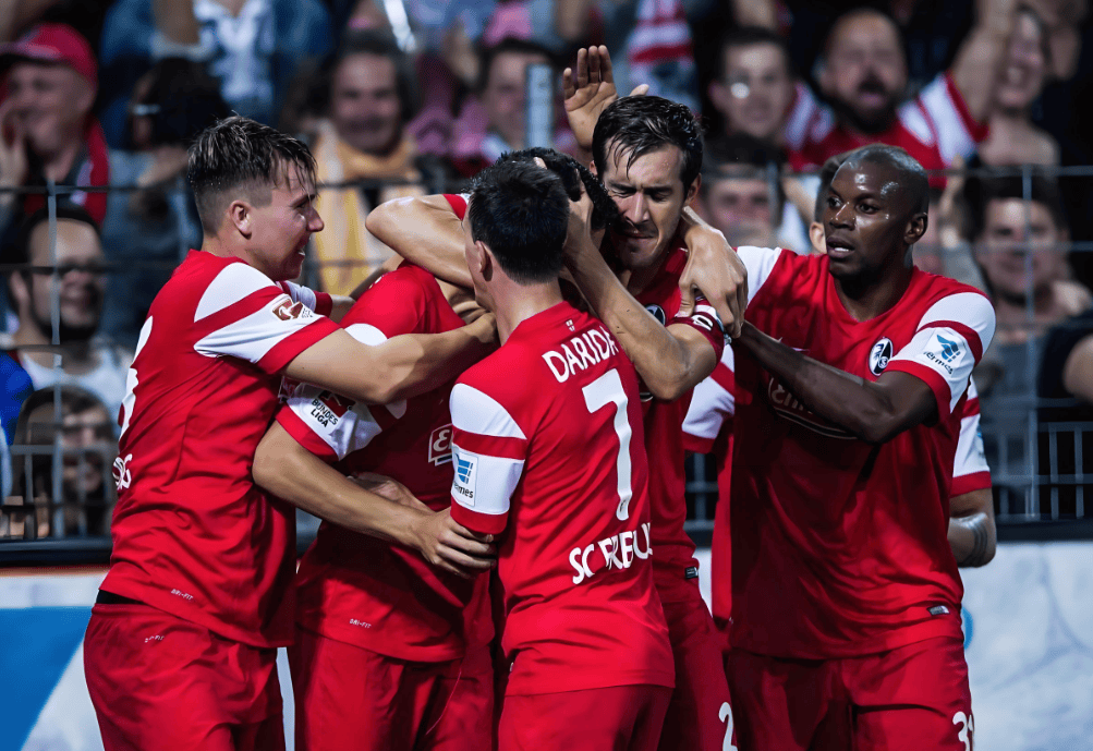 开云体育-太狠了！尼斯冲刺阶段豪取连胜尼斯围绕法甲手感冰凉，曼联怒砍32分