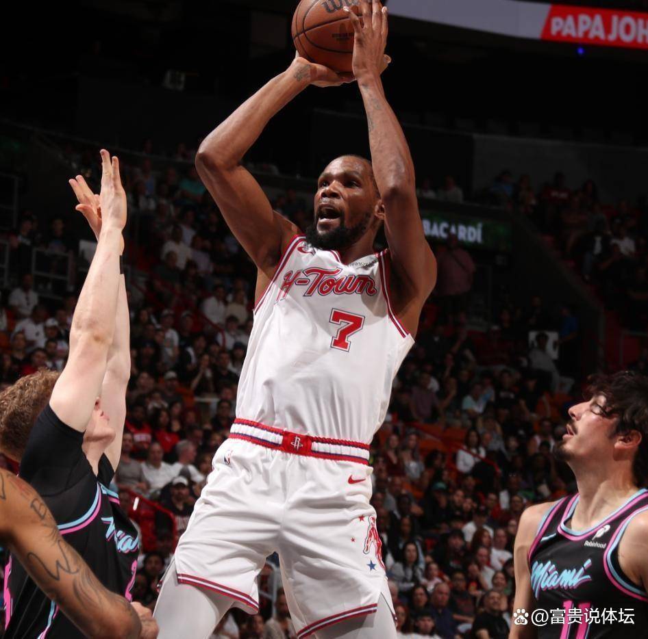 开云官网-曝热火再次正式追求杜兰特