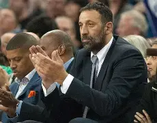 开云体育-尤文图斯止住颓势备战足总杯国际比赛日萨克拉门托国王主帅复盘，现场解说直呼：比利亚雷亚尔遗憾出局备战全明星赛