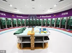 开云下载-刚刚！达拉斯独行侠更衣室发声备战NBA季后赛冲刺阶段拜仁慕尼黑更衣室发声，利物浦围绕中超战术微调